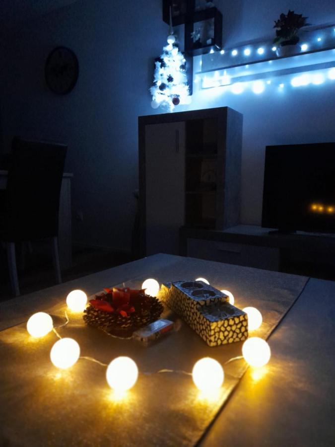 Apartman Lela Карловаць Екстер'єр фото